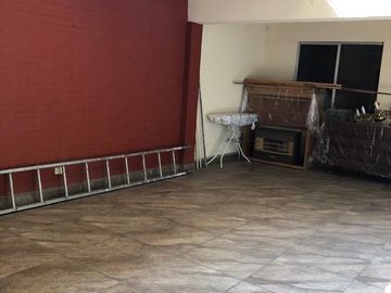 VENTA Casa Para Remodelar en Col. Vista Hermosa, Mty, N. L.