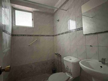 *¡Tu nuevo hogar a pasos del Metro Valencia!* 🏡