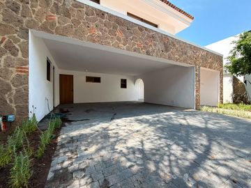 Casa en Renta en Valle Real
