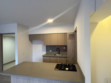 Arriendo apartamento sector Ciudad del Rio - Medellin