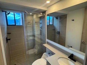 Arriendo apartamento sector Ciudad del Rio - Medellin