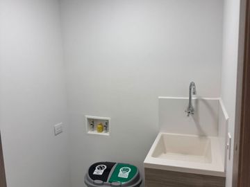 Arriendo apartamento sector Ciudad del Rio - Medellin