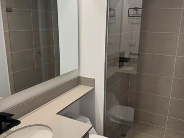 Arriendo apartamento sector Ciudad del Rio - Medellin