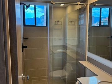 Arriendo apartamento sector Ciudad del Rio - Medellin