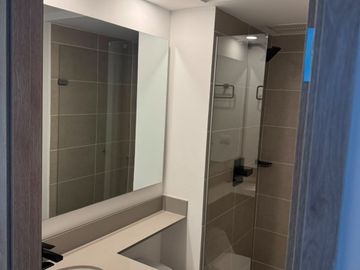 Arriendo apartamento sector Ciudad del Rio - Medellin