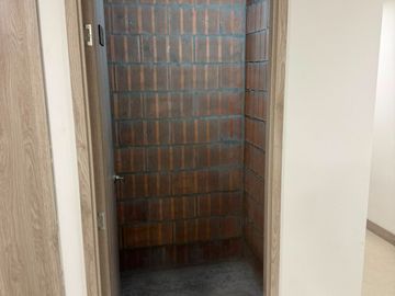 Arriendo apartamento sector Ciudad del Rio - Medellin