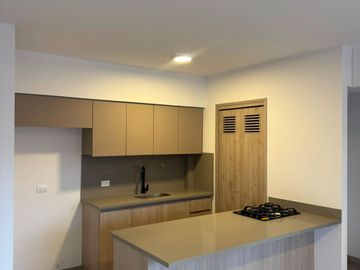 Arriendo apartamento sector Ciudad del Rio - Medellin