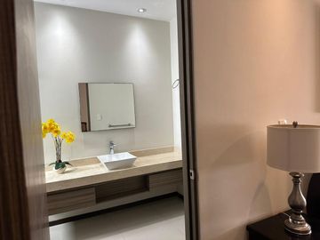Casa en Renta en Cumbres Elite, Amueblada y Equipada, Monterrey, N.L.