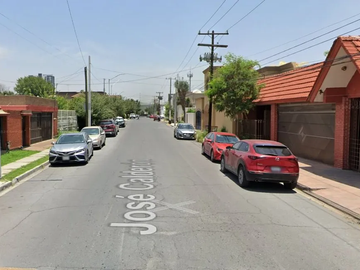 Oportunidad Residencia en Remate Bancario, 506m2 terreno, Chepevera, Monterrey, N.L.
