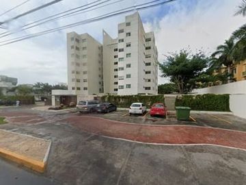 Departamento espacioso y en fraccionamiento en zona hotelera, Cancún, Quintana Roo