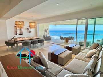 Departamento en renta vacacional con terraza y vista al mar