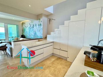 Departamento en renta vacacional con terraza y vista al mar