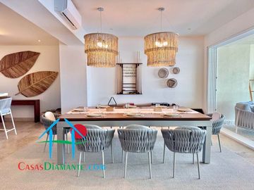 Departamento en renta vacacional con terraza y vista al mar