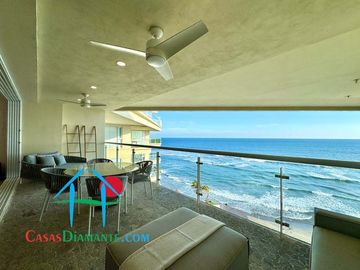 Departamento en renta vacacional con terraza y vista al mar