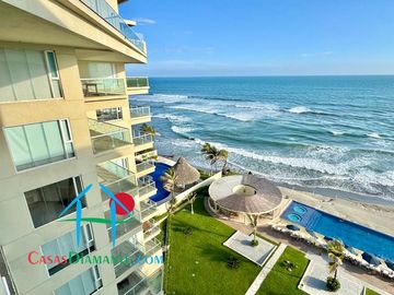 Departamento en renta vacacional con terraza y vista al mar