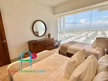 Departamento en renta vacacional con terraza y vista al mar