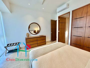 Departamento en renta vacacional con terraza y vista al mar