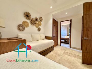 Departamento en renta vacacional con terraza y vista al mar