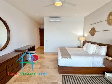 Departamento en renta vacacional con terraza y vista al mar