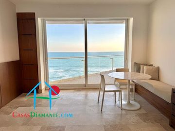 Departamento en renta vacacional con terraza y vista al mar