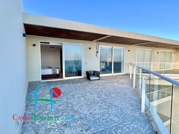 Departamento en renta vacacional con terraza y vista al mar