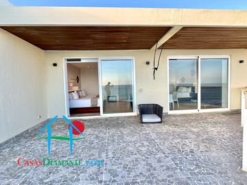 Departamento en renta vacacional con terraza y vista al mar