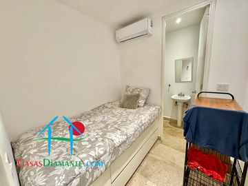 Departamento en renta vacacional con terraza y vista al mar