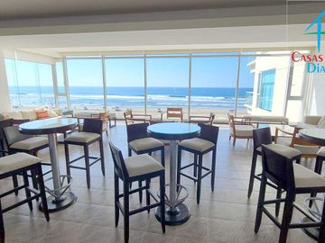 Departamento en renta vacacional con terraza y vista al mar