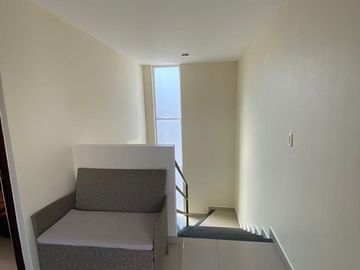 CASA EN VENTA CON ALBERCA, JACUZZI Y ROOF GARDEN EN CUAUTLA, MORELOS