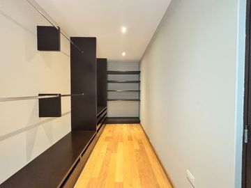 🌟 Residencia Moderna en Renta con Alberca y Jacuzzi en Jurica | $70,000 MXN/mes
