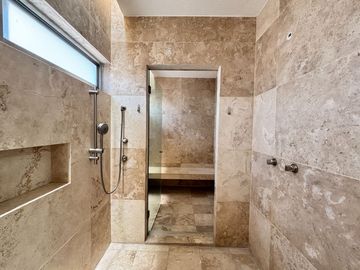 🌟 Residencia Moderna en Renta con Alberca y Jacuzzi en Jurica | $70,000 MXN/mes