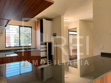 CASA EN RENTA VISTA SUR TLAJOMULCO