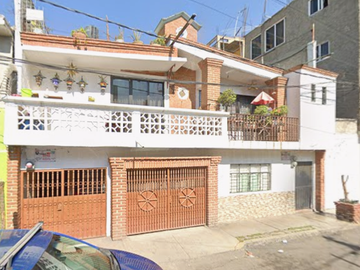 🏡 **¡EXCELENTE OPORTUNIDAD DE INVERSIÓN! – RECUPERACIÓN BANCARIA EN IZTAPALAPA, CDMX**