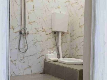 Harga 1,75 M Nego! Rumah 2 Lantai South Thames Jgc - Siap Huni