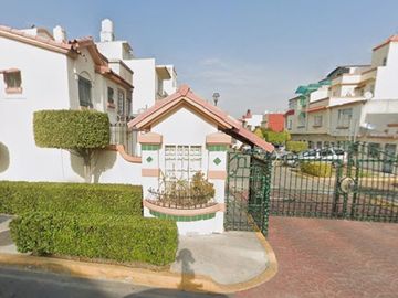 CASA EN VENTA REMATE DE BANCO ,NO ACEPTAMOS CREDITOS ,PONTEVEDRA 5 FRACC VILLA DEL REAL TECAMAC EDO MEXL