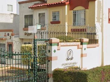 CASA EN VENTA REMATE DE BANCO ,NO ACEPTAMOS CREDITOS ,PONTEVEDRA 5 FRACC VILLA DEL REAL TECAMAC EDO MEXL
