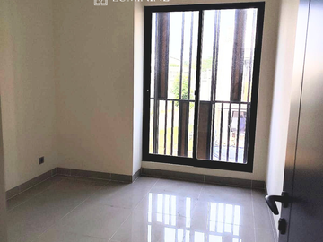 DIJUAL CEPAT RUMAH BARU DALAM CLUSTER DI SUMARECON SERPONG,SIAP HUNI BISA KPR