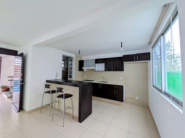 Departamento en Renta en Club Deportivo Atlas, cerca de Paseo Acoxpa Amplio, privado y con Roof Garden propio