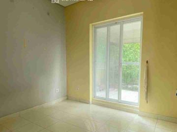 DIJUAL RUMAH SIAP HUNI BISA KPR BEBAS BANJIR SUPER STRATEGIS DI PARADISE SERPONG CITY 1