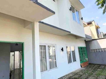DIJUAL RUMAH CANTIK SIAP HUNI SUPER STRATEGIS DI BINTARO SEKTOR 9 TANGSEL BISA KPR