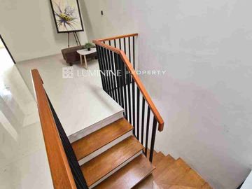 DIJUAL CEPAT RUMAH BARU SIAP HUNI DI NUSA LOKA 5 MENIT KE TOL BSD,BISA KPR,STRATEGIS