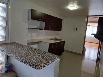UBICADÍSIMO Y AMPLIO DEPARTAMENTO DE 3 RECÁMARAS CON SUS DEMÁS ÁREAS DENTRO DE TORRE UXMAL SOBRE PERIFÉRICO SUR.