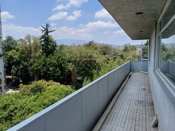 UBICADÍSIMO Y AMPLIO DEPARTAMENTO DE 3 RECÁMARAS CON SUS DEMÁS ÁREAS DENTRO DE TORRE UXMAL SOBRE PERIFÉRICO SUR.