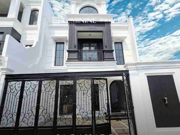 DIJUAL RUMAH MEWAH BRAND NEW SUPER KEREN STRATEGIS DEKAT TOL ANDARA BISA KPR,DI JAGAKARSA