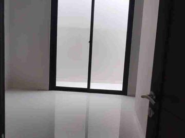 Rumah modern minimalis 2 lantai dalam perumahan dekat kampus UMY, UNJAYA, BSI, Universitas Alma'ata