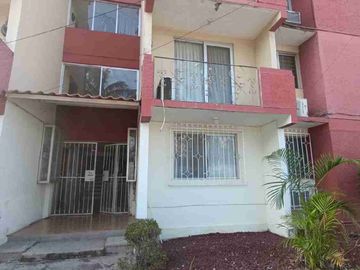 ¡DEPARTAMENTO EN RENTA EN PLANTA BAJA!