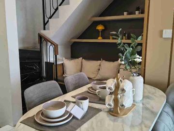 Townhouse Nempel BSD, Mewah Elegan, Strategis, Dekat Toll, Pasar Modern, Stasiun Sudimara, RS.Hermina Puspitek, Bintaro XChange Mall, AEON BSD