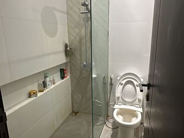 Dijual Rumah Full Furnished Lingkungan Aman Nyaman Siap Huni Lokasi di Kota Baru Parahyangan Tatar Simakirana Bandung