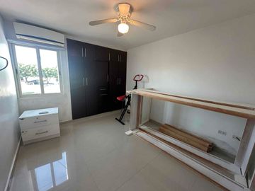 Privada Viñedos Rioja, 2 recámaras 2 baños, piso, cocina integral moderno, granito,lista para habitar