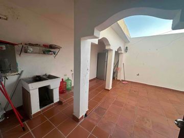 Privada Viñedos Rioja, 2 recámaras 2 baños, piso, cocina integral moderno, granito,lista para habitar